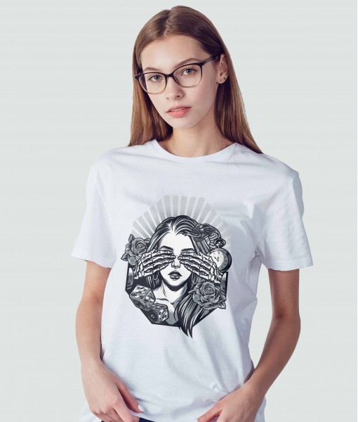Дамска тениска с щампа Готика Woman Hidden Eyes - TShirtArtShop.com